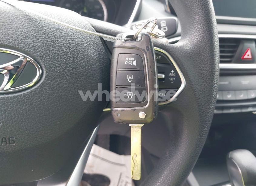 Photo 11 of 2020 Hyundai Santa FE SE (VIN 5NMS2CAD9LH169783)