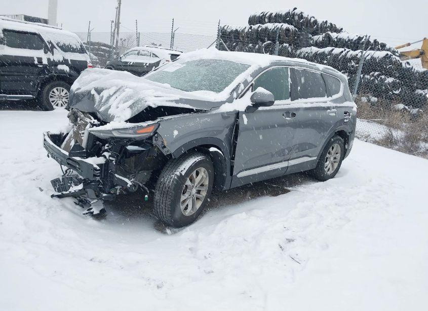 Photo 2 of 2019 Hyundai Santa FE SE (VIN 5NMS2CADXKH116749)