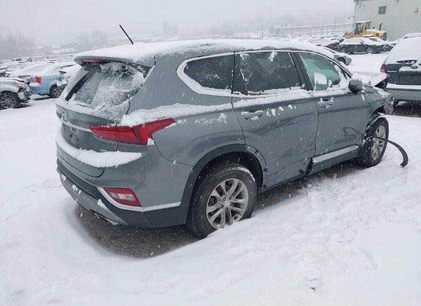 Photo 4 of 2019 Hyundai Santa FE SE (VIN 5NMS2CADXKH116749)