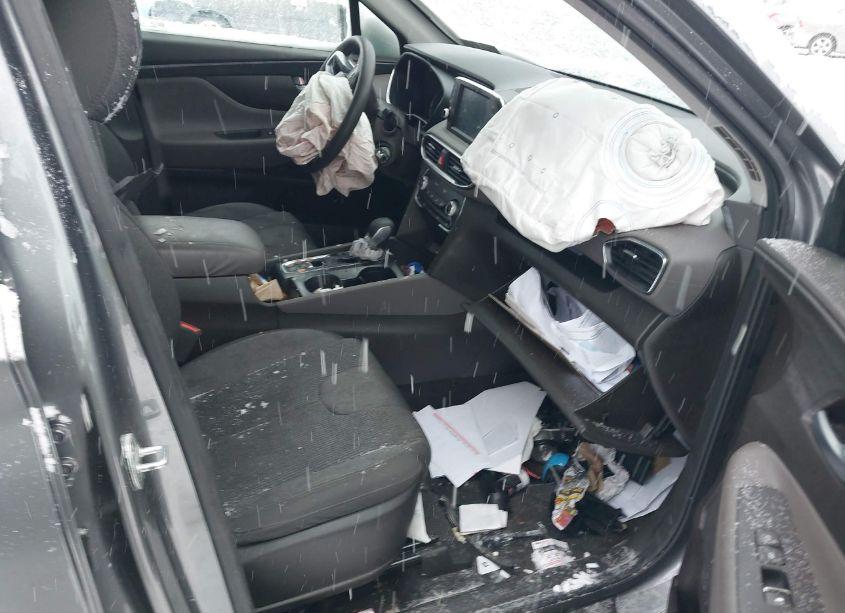 Photo 5 of 2019 Hyundai Santa FE SE (VIN 5NMS2CADXKH116749)