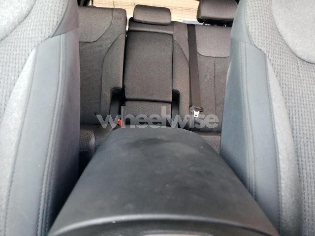 Photo 5 of 2023 HYUNDAI SANTA FE SEL (VIN 5NMS2DAJ3PH559697)