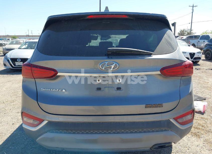 Photo 16 of 2019 Hyundai Santa FE SEL (VIN 5NMS33AD0KH078624)