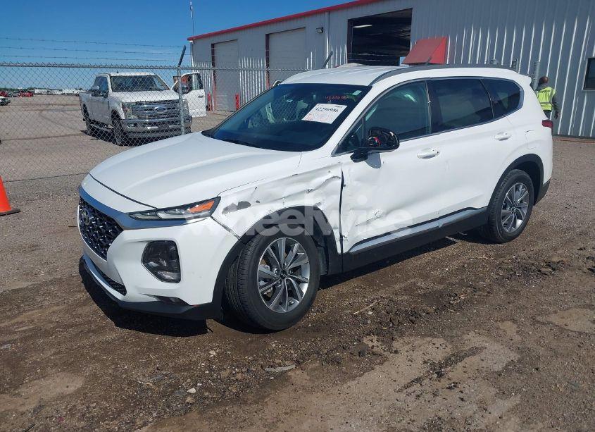 Photo 2 of 2020 Hyundai Santa FE SEL (VIN 5NMS33AD0LH235621)