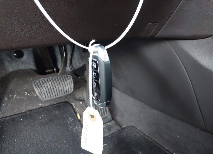 Photo 11 of 2019 Hyundai Santa FE SEL PLUS (VIN 5NMS33AD1KH042523)