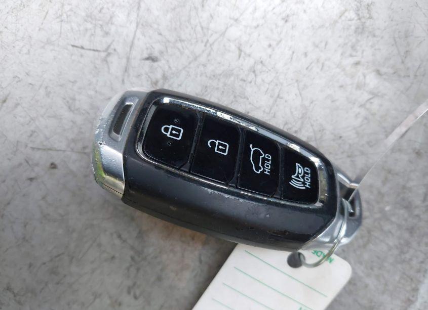 Photo 11 of 2019 Hyundai Santa FE SEL PLUS (VIN 5NMS33AD1KH065994)