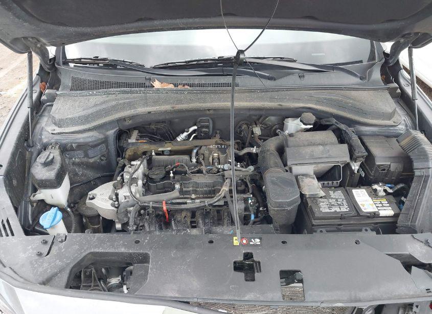 Photo 10 of 2019 Hyundai Santa FE SEL (VIN 5NMS33AD3KH036576)