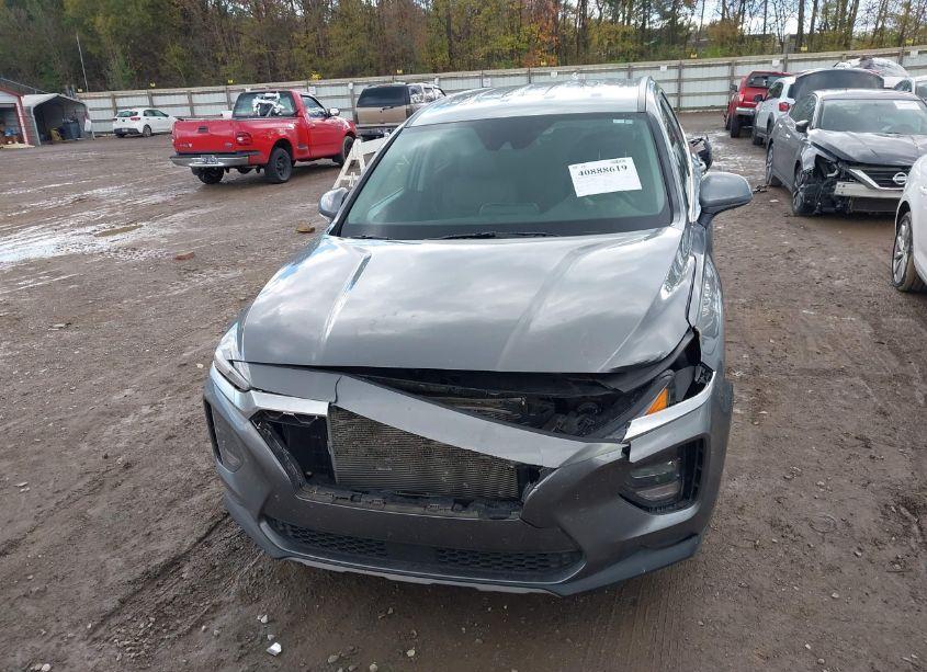 Photo 12 of 2019 Hyundai Santa FE SEL (VIN 5NMS33AD3KH036576)