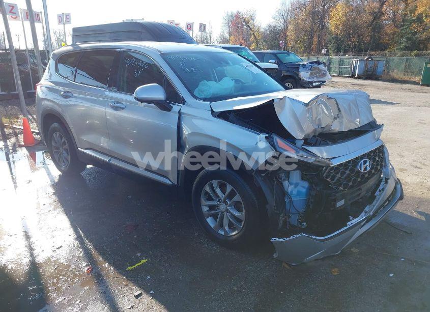 2020 Hyundai Santa FE SEL (VIN 5NMS33AD3LH145797) main photo