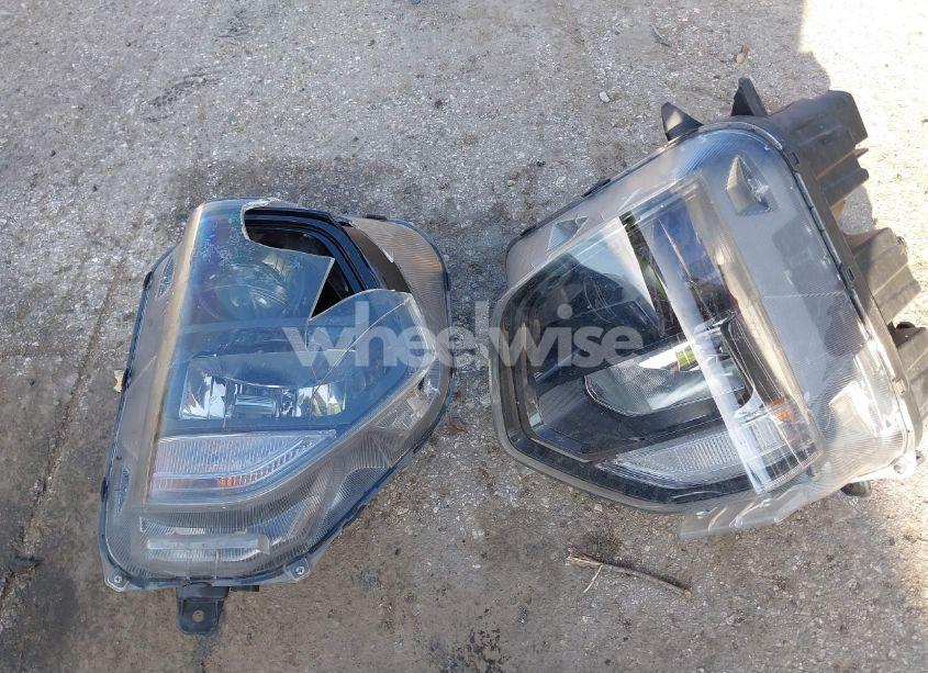 Photo 12 of 2020 Hyundai Santa FE SEL (VIN 5NMS33AD3LH145797)