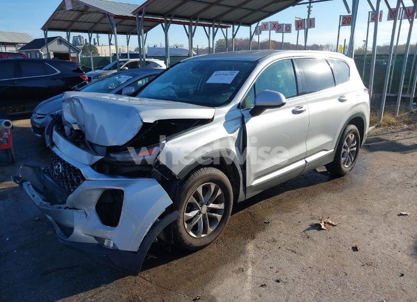 Photo 2 of 2020 Hyundai Santa FE SEL (VIN 5NMS33AD3LH145797)