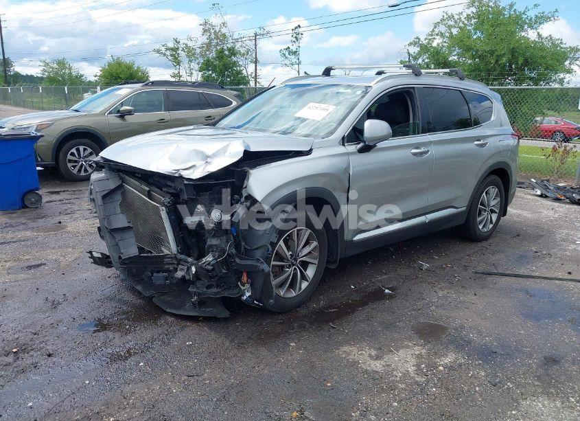 Photo 2 of 2020 Hyundai Santa FE SEL (VIN 5NMS33AD3LH249898)