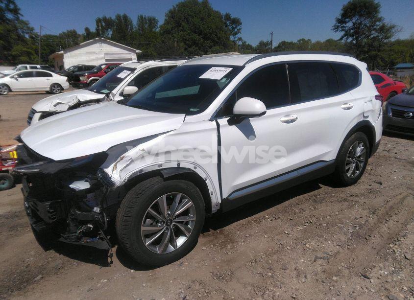 Photo 2 of 2020 Hyundai Santa FE SEL (VIN 5NMS33AD4LH143976)