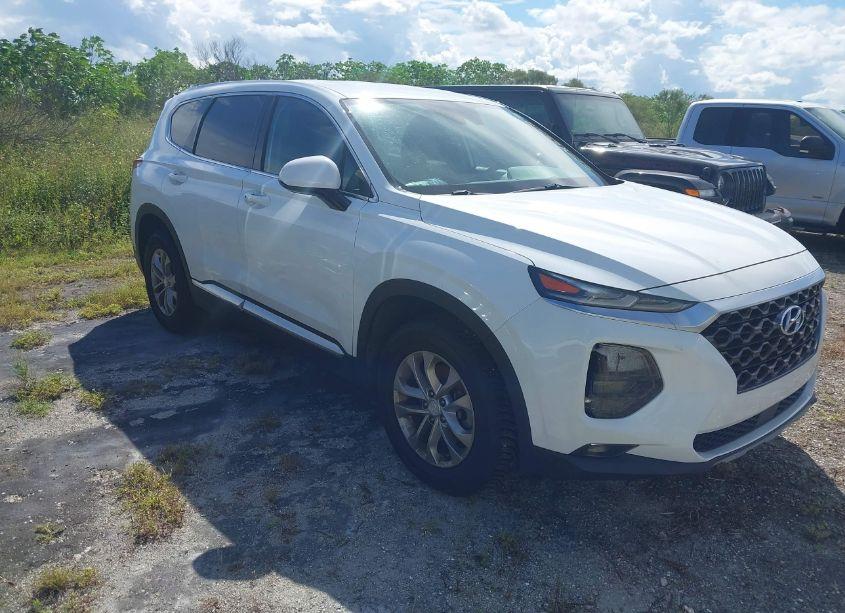 2020 Hyundai Santa FE SEL (VIN 5NMS33AD4LH190487) main photo