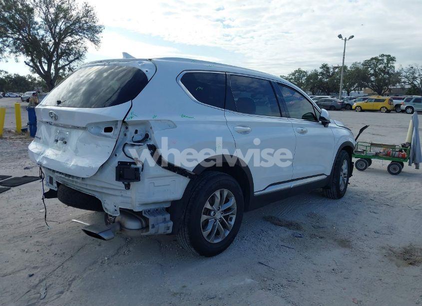 Photo 4 of 2020 Hyundai Santa FE SEL (VIN 5NMS33AD4LH270565)
