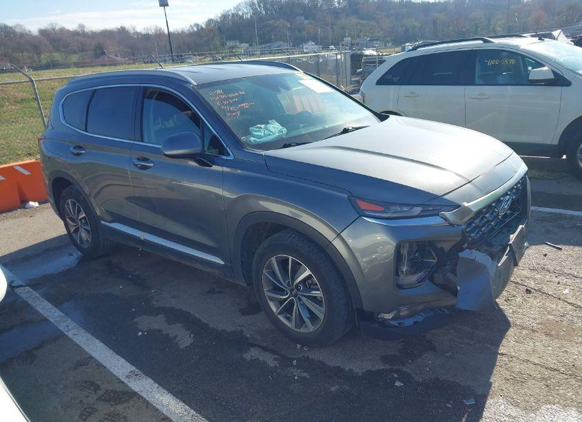 2020 Hyundai Santa FE SEL (VIN 5NMS33AD5LH141668) main photo