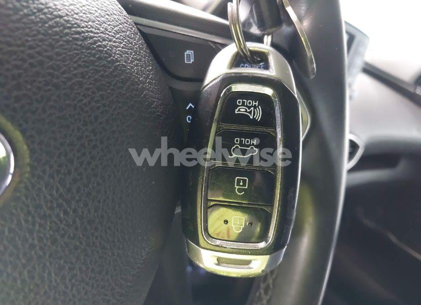 Photo 11 of 2020 Hyundai Santa FE SEL (VIN 5NMS33AD6LH286735)