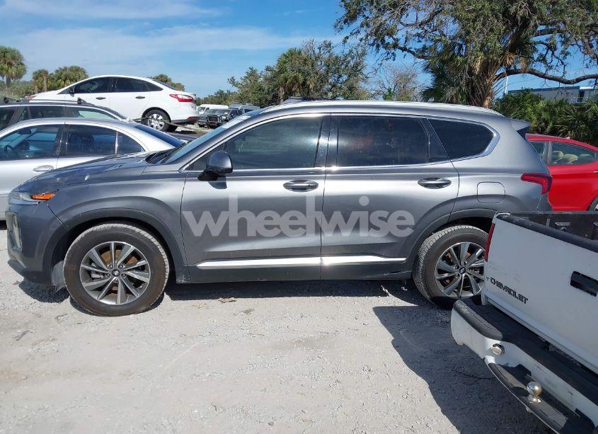 Photo 14 of 2019 Hyundai Santa FE SEL PLUS (VIN 5NMS33AD7KH028299)
