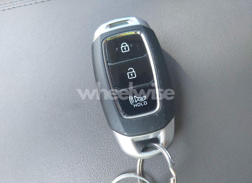 Photo 11 of 2020 Hyundai Santa FE SEL (VIN 5NMS33AD8LH165107)