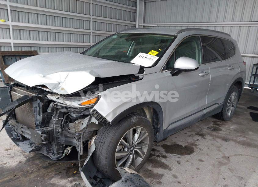 Photo 2 of 2020 Hyundai Santa FE SEL (VIN 5NMS33AD8LH174454)