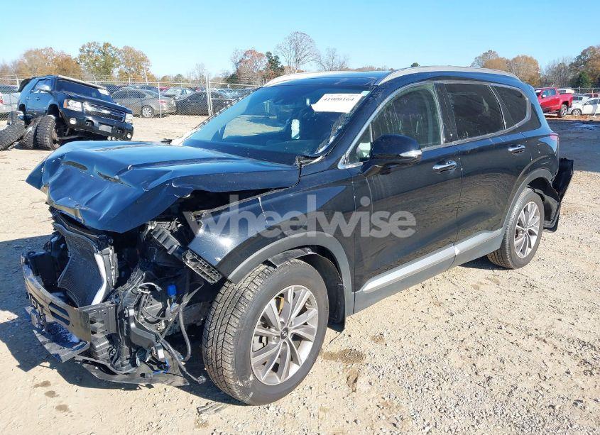 Photo 2 of 2020 Hyundai Santa FE SEL (VIN 5NMS33AD8LH278376)