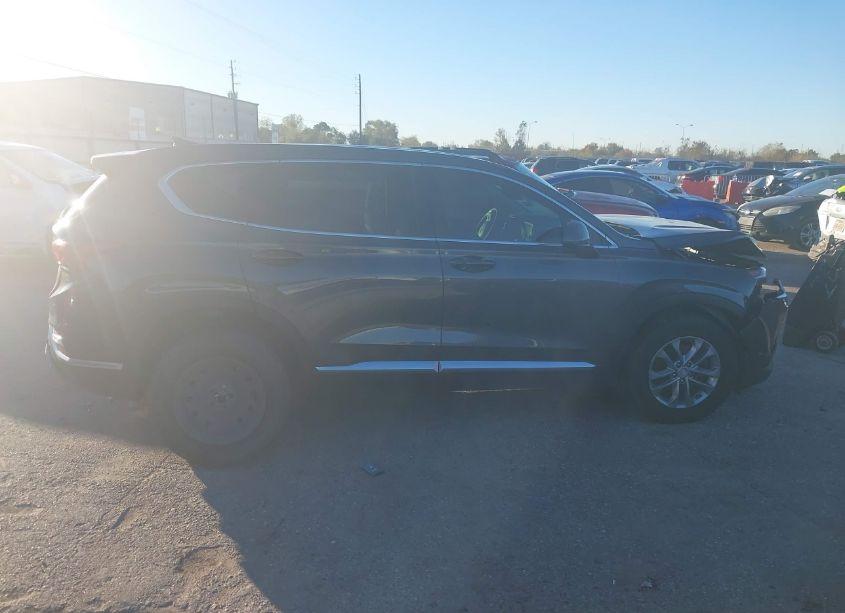 Photo 12 of 2019 Hyundai Santa FE SEL (VIN 5NMS33AD9KH087628)