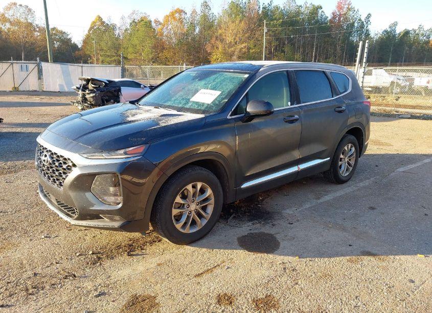 Photo 2 of 2020 Hyundai Santa FE SEL (VIN 5NMS33ADXLH191059)