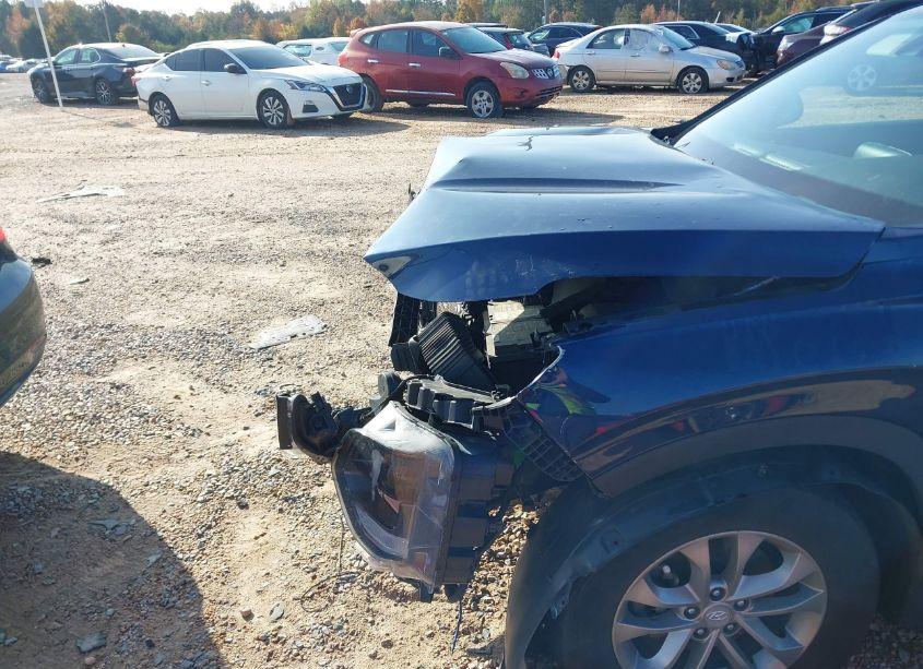 Photo 6 of 2019 Hyundai Santa FE SEL (VIN 5NMS3CAD0KH059667)