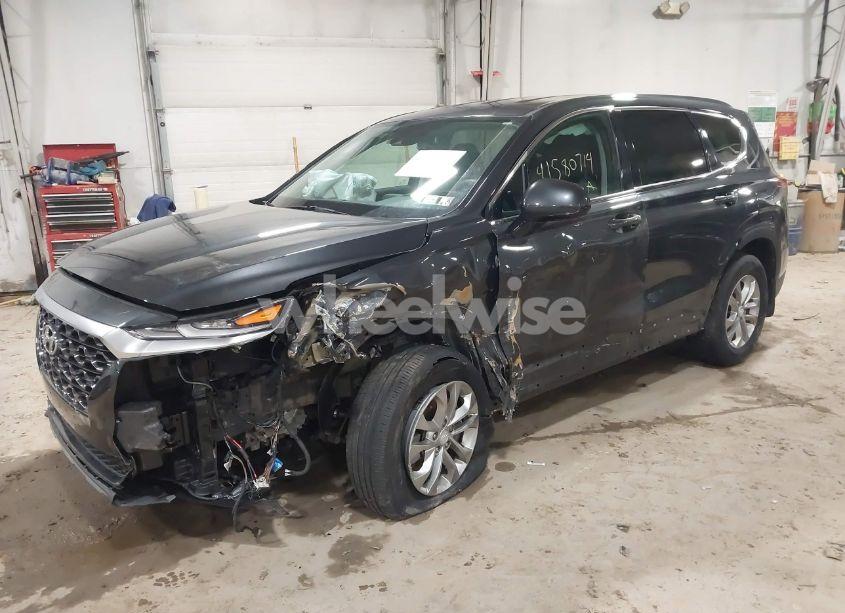 Photo 2 of 2020 Hyundai Santa FE SEL (VIN 5NMS3CAD0LH244724)