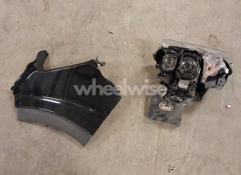 Photo 12 of 2020 Hyundai Santa FE SEL (VIN 5NMS3CAD1LH251911)