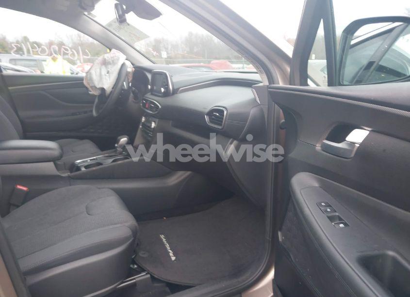 Photo 5 of 2020 Hyundai Santa FE SEL (VIN 5NMS3CAD2LH179908)