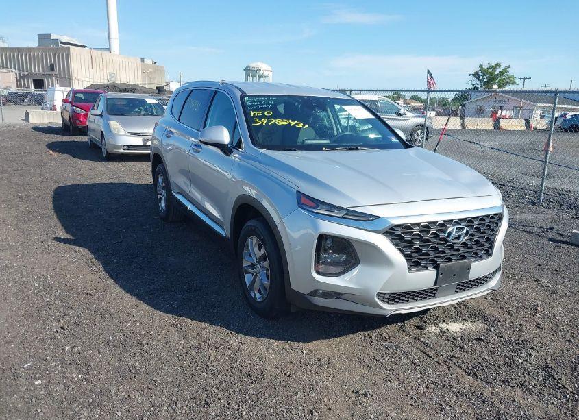 2019 Hyundai Santa FE SEL (VIN 5NMS3CAD3KH079914) main photo