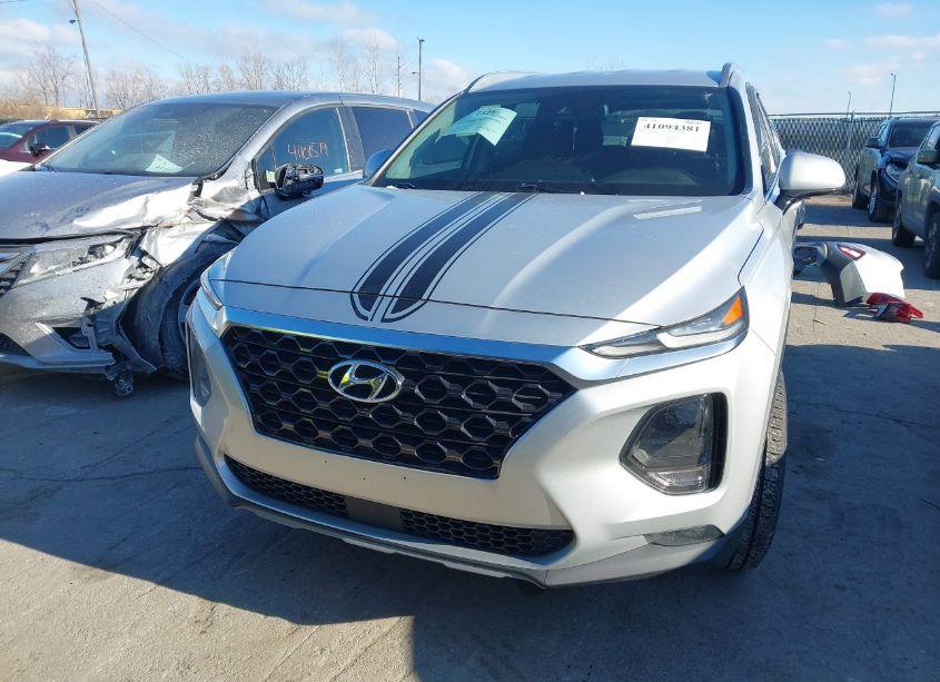 Photo 13 of 2019 Hyundai Santa FE SEL PLUS (VIN 5NMS3CAD4KH000637)