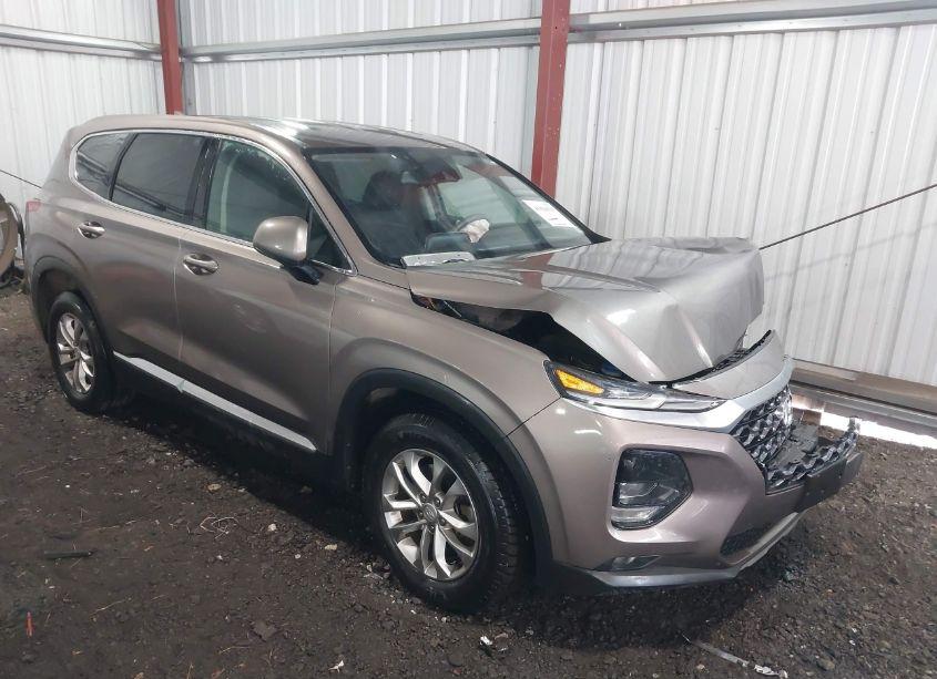 2019 Hyundai Santa FE SEL (VIN 5NMS3CAD5KH053878) main photo