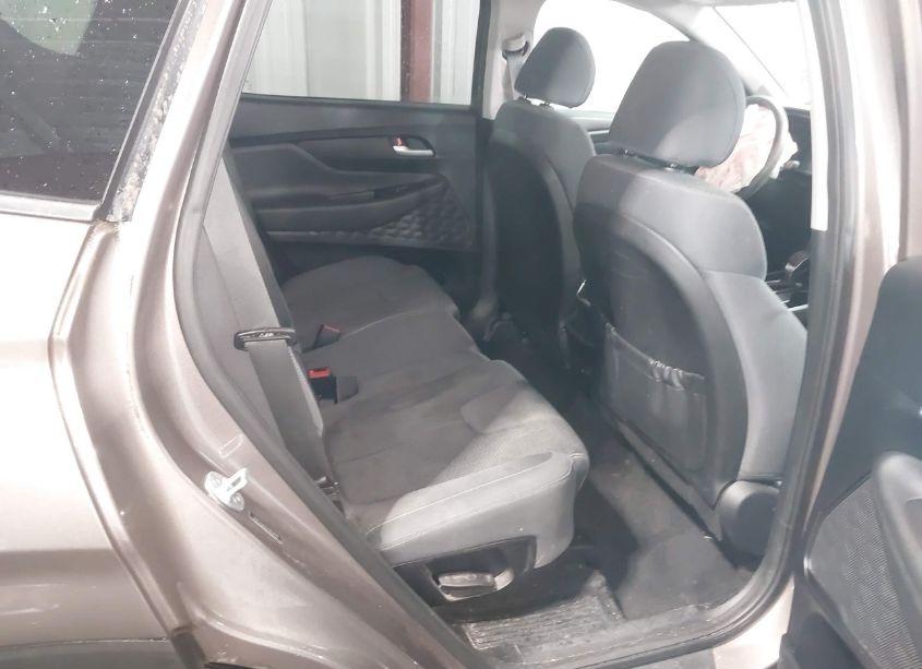 Photo 8 of 2019 Hyundai Santa FE SEL (VIN 5NMS3CAD5KH053878)