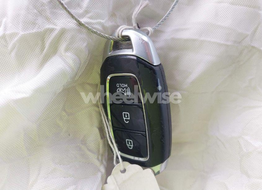 Photo 11 of 2020 Hyundai Santa FE SEL (VIN 5NMS3CAD6LH224428)