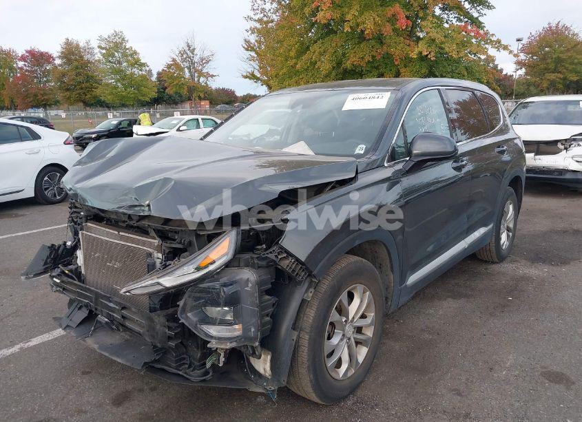 Photo 2 of 2020 Hyundai Santa FE SEL (VIN 5NMS3CAD6LH224428)