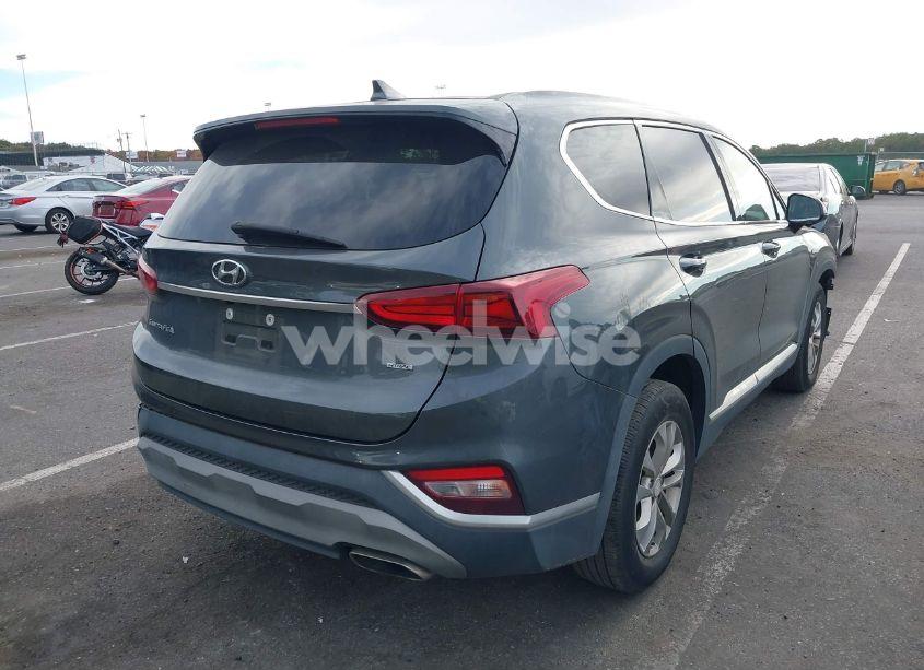 Photo 4 of 2020 Hyundai Santa FE SEL (VIN 5NMS3CAD6LH224428)