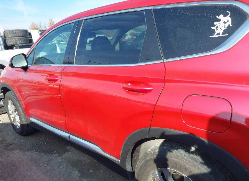 Photo 15 of 2019 Hyundai Santa FE SEL (VIN 5NMS3CAD8KH036914)