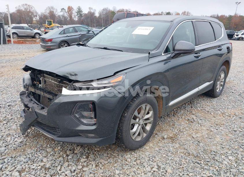 Photo 2 of 2020 Hyundai Santa FE SEL (VIN 5NMS3CAD8LH224396)