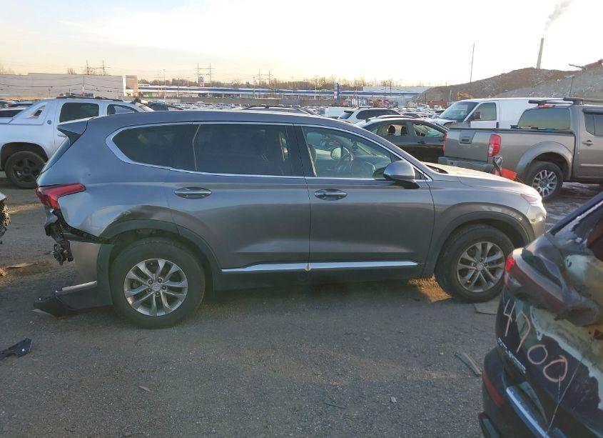 Photo 13 of 2020 Hyundai Santa FE SEL (VIN 5NMS3CAD9LH169554)