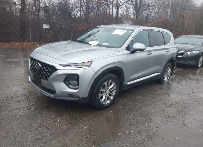 Photo 2 of 2020 Hyundai Santa FE SEL (VIN 5NMS3CAD9LH185480)