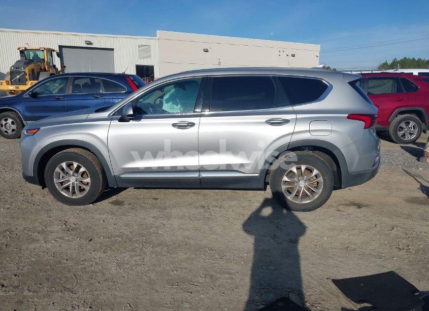 Photo 13 of 2020 Hyundai Santa FE SEL (VIN 5NMS3CAD9LH233091)