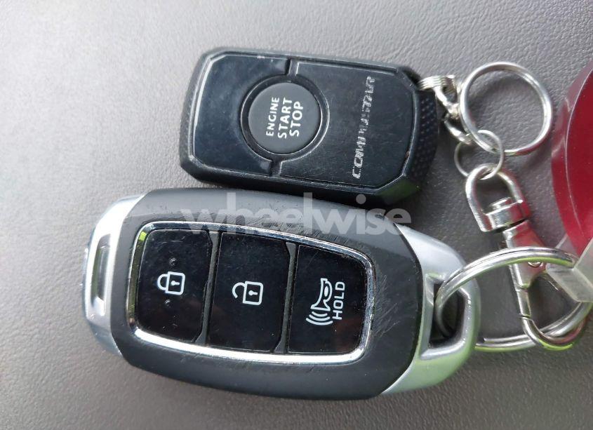 Photo 11 of 2020 Hyundai Santa FE SEL (VIN 5NMS3CAD9LH238307)