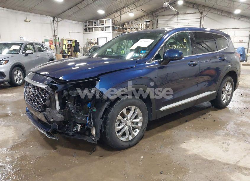 Photo 2 of 2020 Hyundai Santa FE SEL (VIN 5NMS3CAD9LH281934)