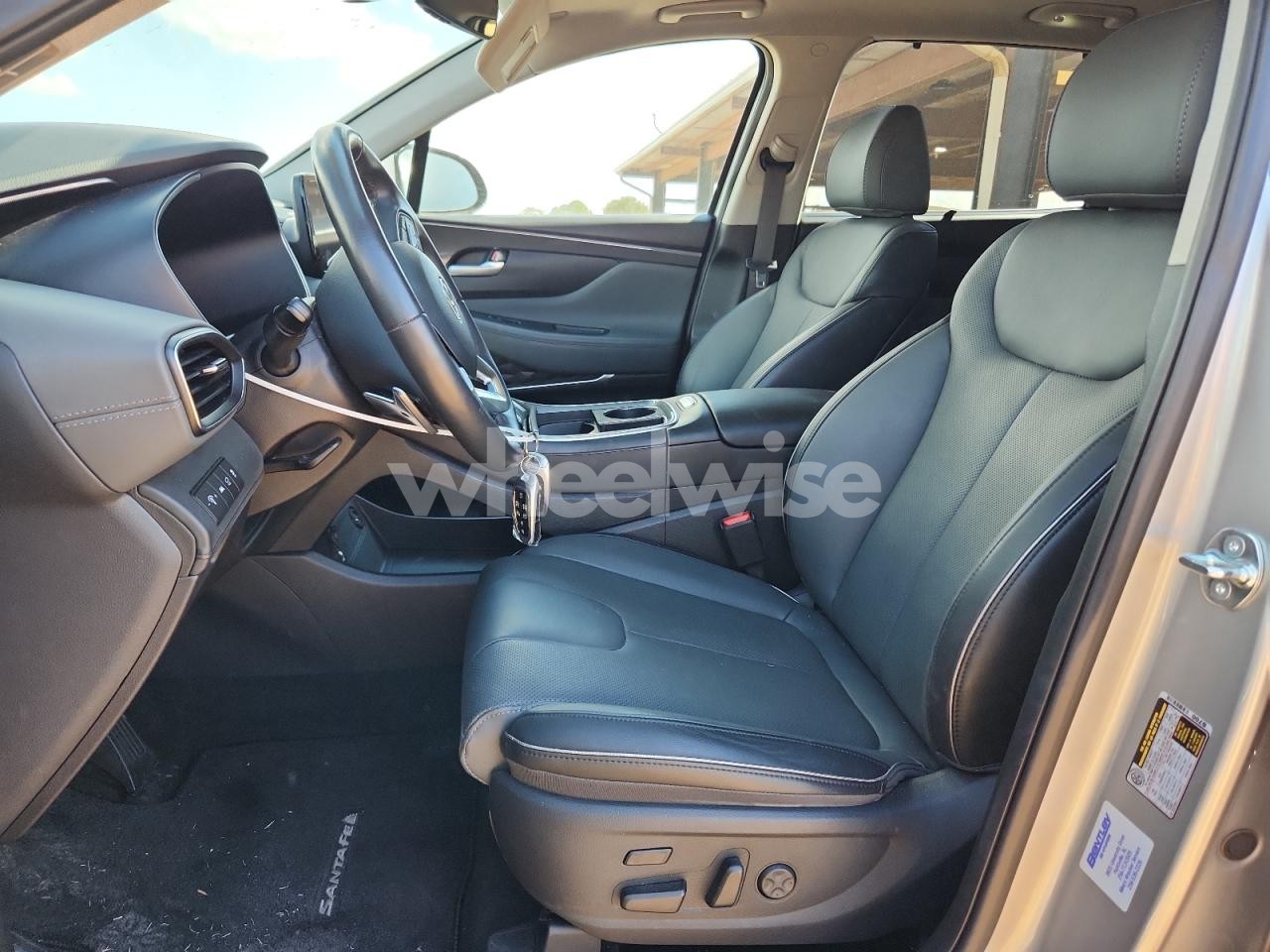 Photo 7 of 2023 HYUNDAI SANTA FE LIMITED (VIN 5NMS44ALXPH653782)