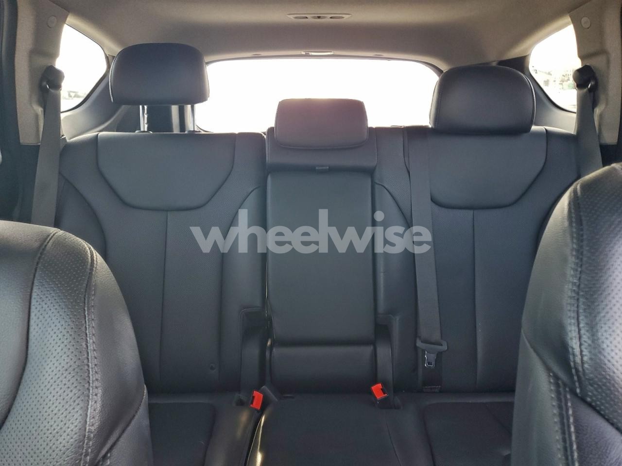 Photo 10 of 2020 HYUNDAI SANTA FE LIMITED (VIN 5NMS53AA5LH207670)