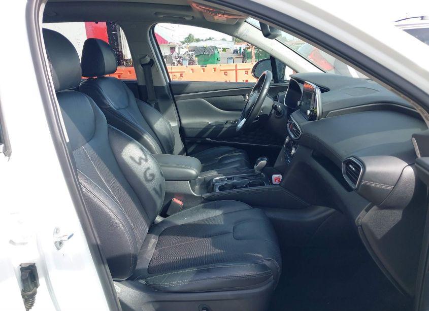 Photo 5 of 2019 Hyundai Santa FE ULTIMATE 2.0T (VIN 5NMS5CAA0KH074069)