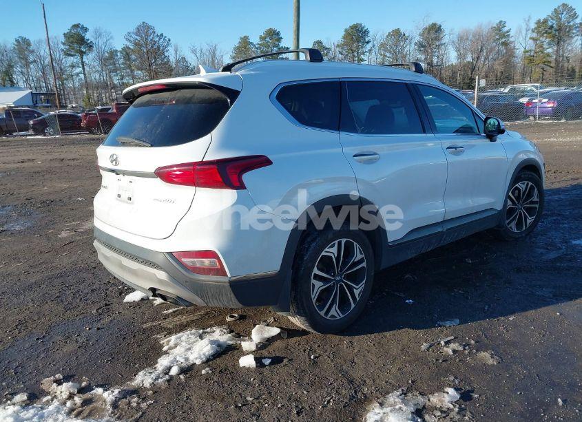 Photo 4 of 2020 Hyundai Santa FE (VIN 5NMS5CAA1LH261760)