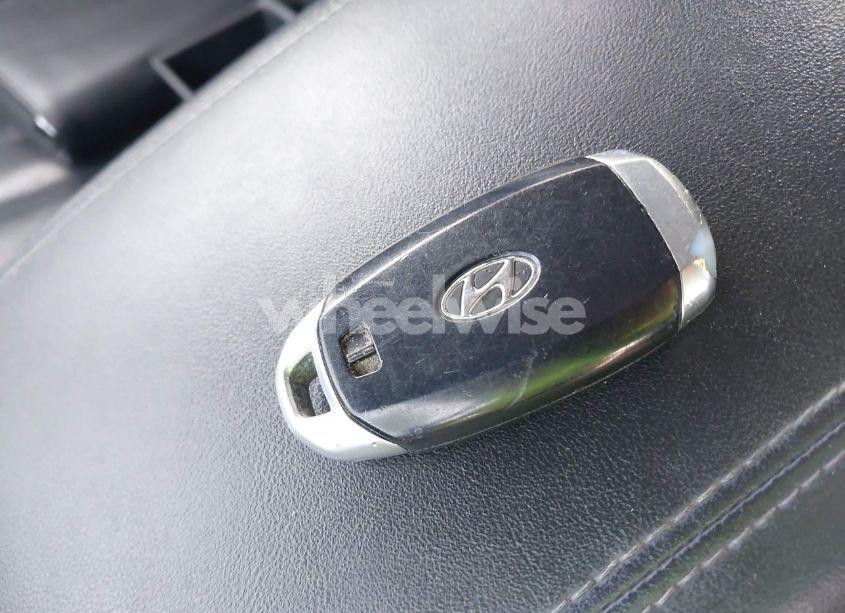 Photo 11 of 2020 Hyundai Santa FE LIMITED (VIN 5NMS5CAD0LH233667)