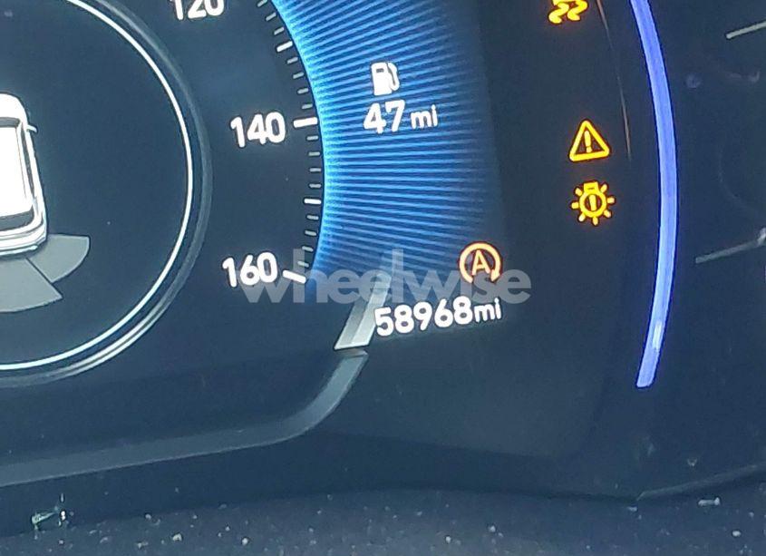 Photo 14 of 2020 Hyundai Santa FE LIMITED (VIN 5NMS5CAD2LH182768)